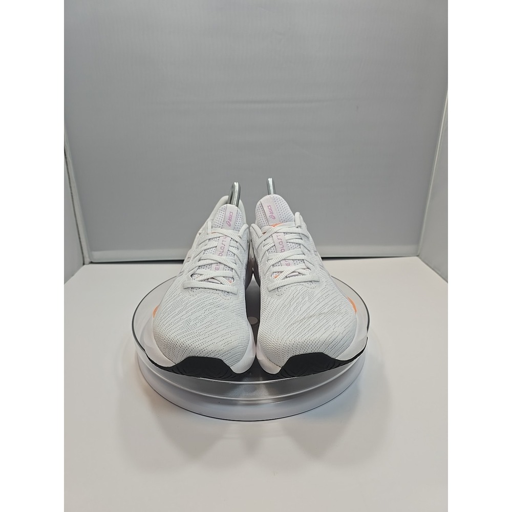 WOMENS 9.5 ASICS Versablast 4 Running Training Shoe White Light Ube 1012B775-100 - Picture 3 of 16